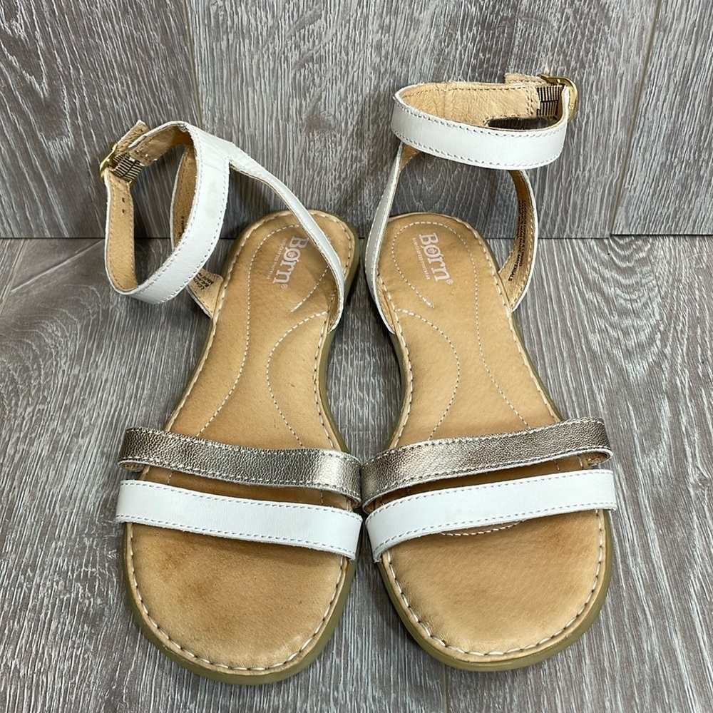 Born Mai Easy Ankle Strap Leather Sandal Metallic 6M